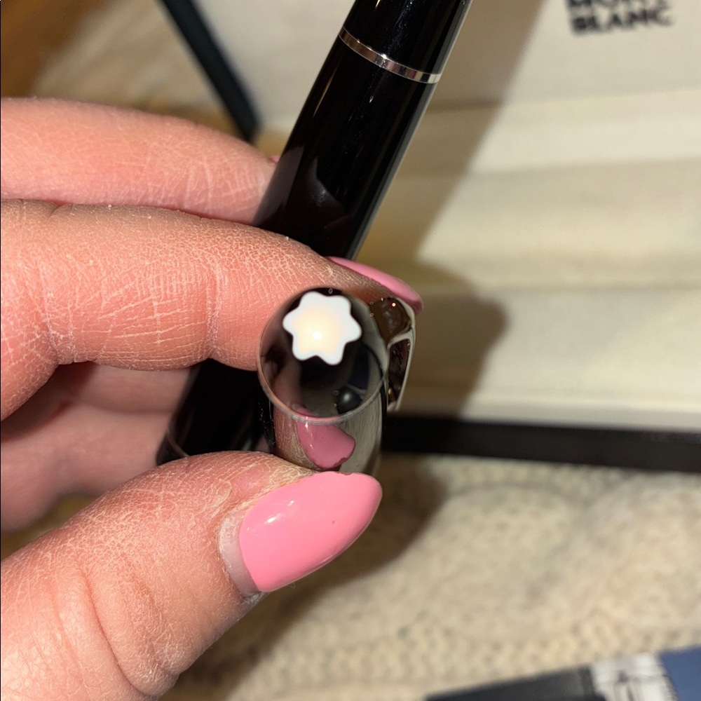 MONTBLANC PLATINUM-COATED BALLPOINT PEN - Picture 6 of 8